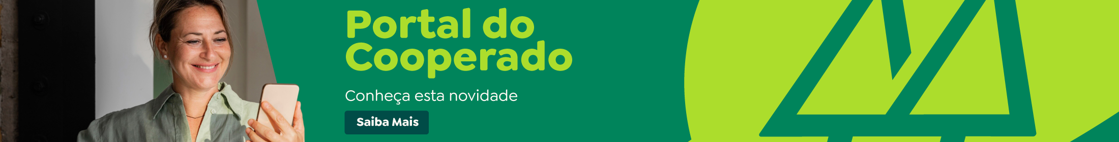 Mulher sorrindo enquanto segura um celular, com o banner promocional do App UESCOOP. Texto: 'APP UESCOOP Conheça esta novidade' com o botão 'Saiba Mais'.